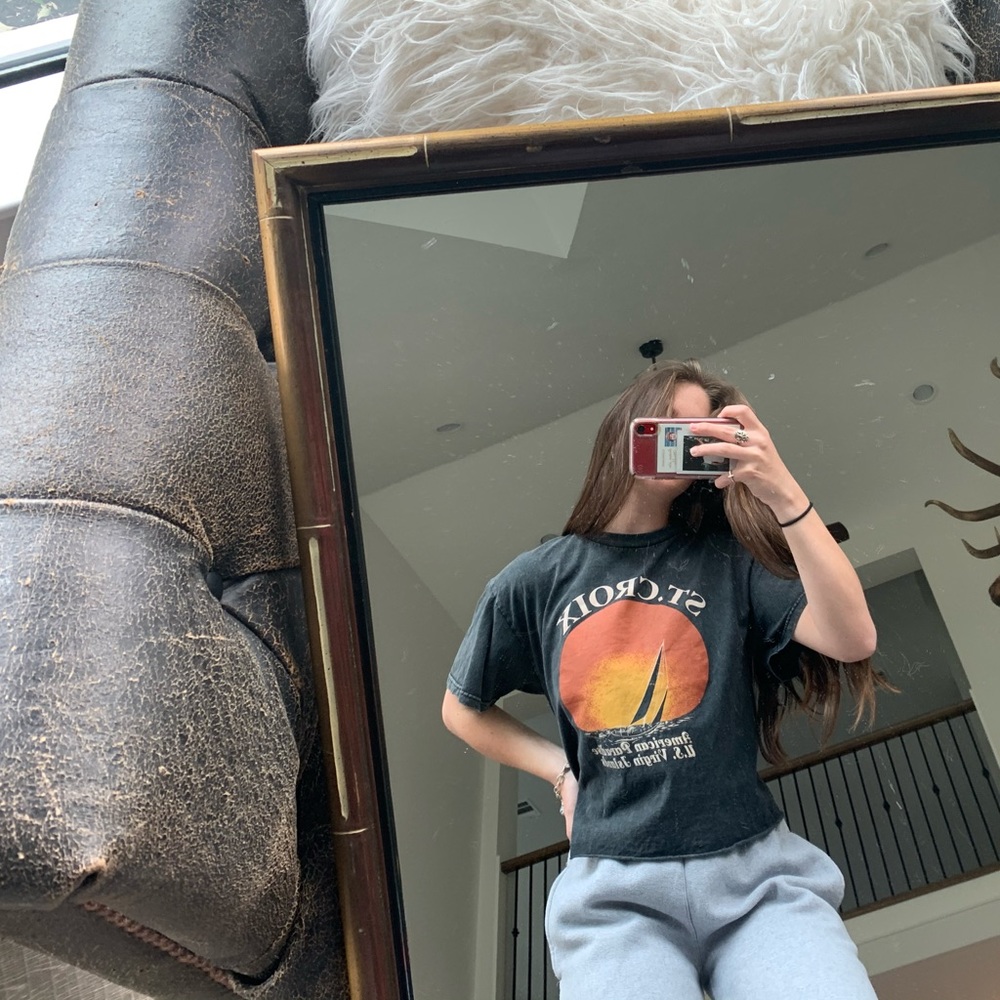 Brandy Melville t shirt